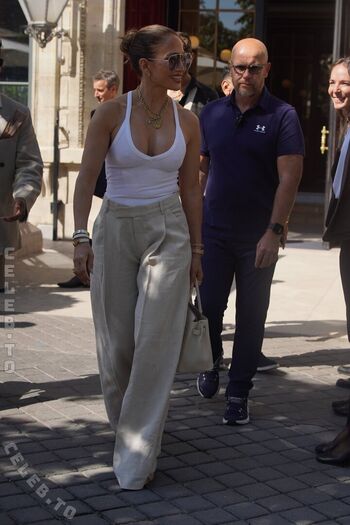 Jennifer lopez  page leaked private photo uncensored HD quality