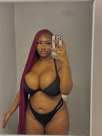 Jnisww leaked private photo uncensored HD quality