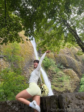 Julesari  page leaked private photo uncensored HD quality