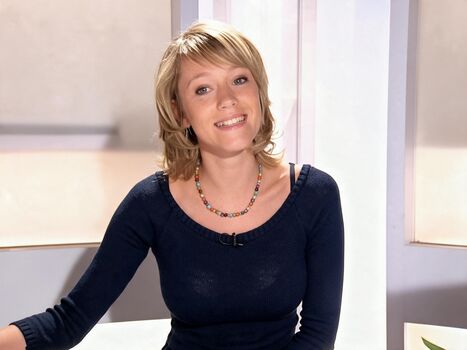 Julia livage leaked private photo uncensored HD quality