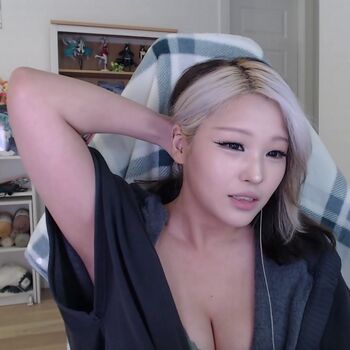 Kang hee yoon leaked private photo uncensored HD quality
