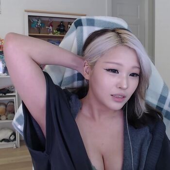 Kang hee yoon leaked private photo uncensored HD quality
