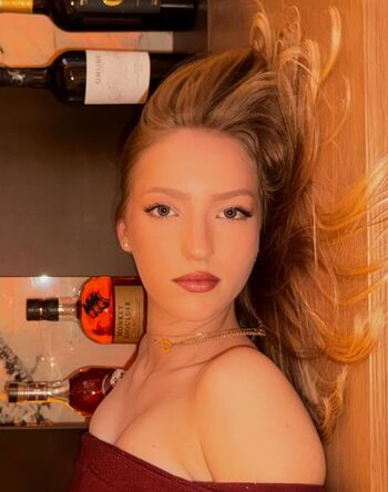 Karina kurzawa page leaked private photo uncensored HD quality
