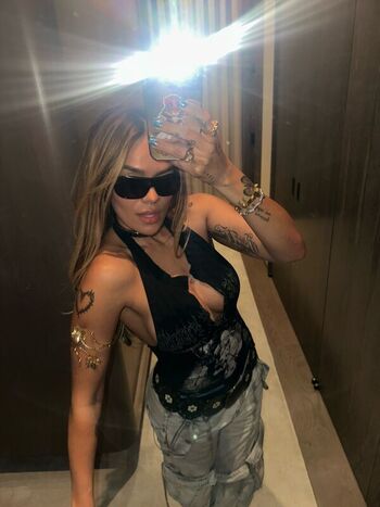 Karol g leaked private photo uncensored HD quality