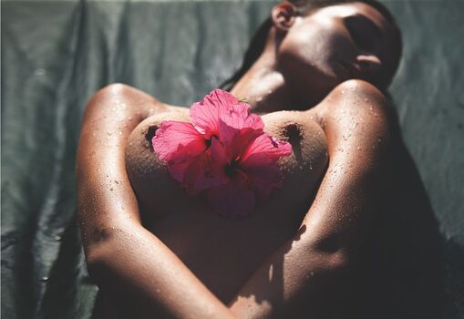 Karolina moura leaked private photo uncensored HD quality