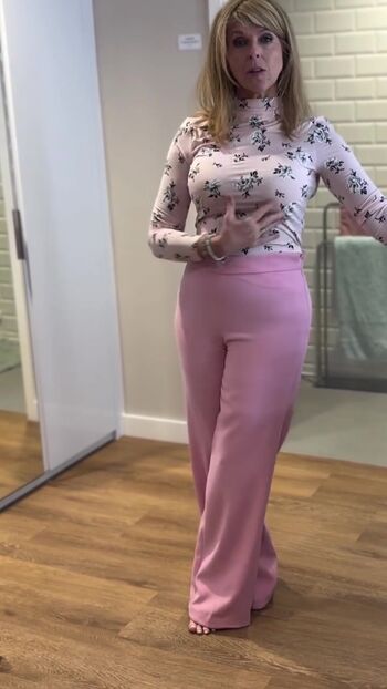 Kate garraway leaked private photo uncensored HD quality