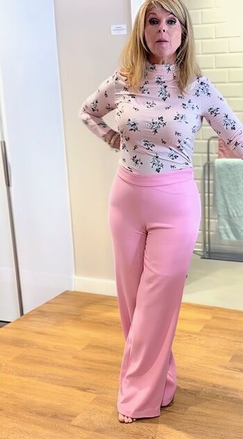Kate garraway leaked private photo uncensored HD quality
