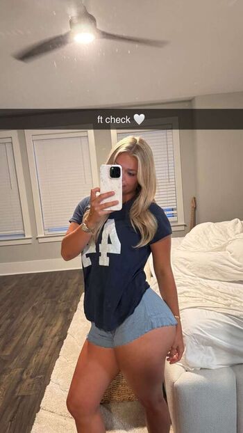 Katie sigmond  page leaked private photo uncensored HD quality