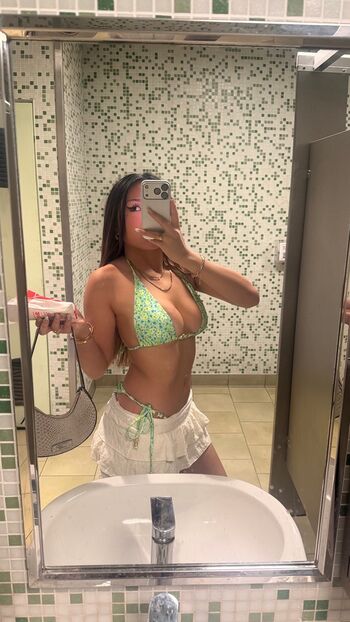Kayla vy  page leaked private photo uncensored HD quality