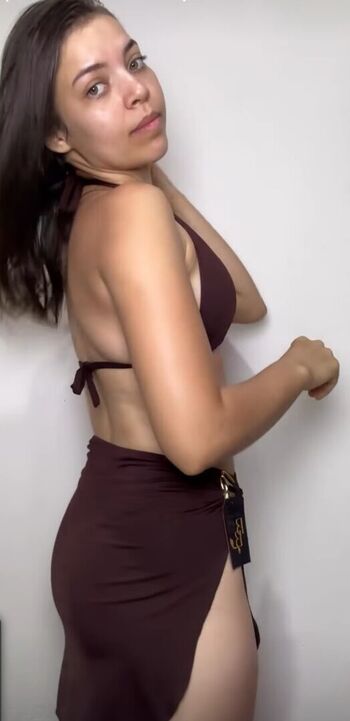 Kaylaasantos page leaked private photo uncensored HD quality