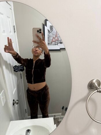 Kellywelly leaked private photo uncensored HD quality