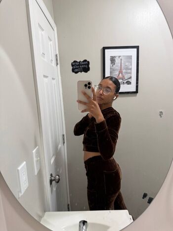 Kellywelly leaked private photo uncensored HD quality