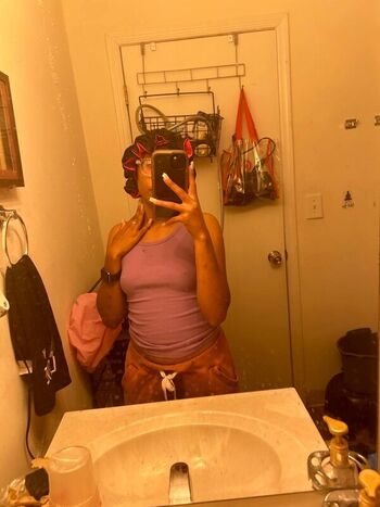 Kellywelly leaked private photo uncensored HD quality