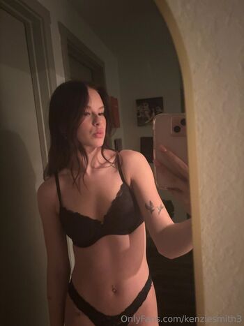 Kenziesmith leaked private photo uncensored HD quality
