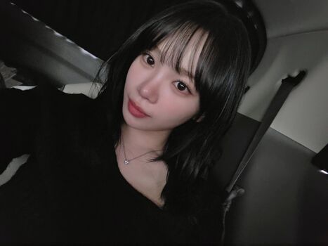Kim chaewon  page leaked private photo uncensored HD quality