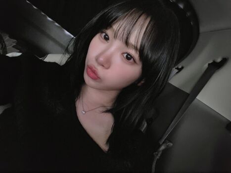 Kim chaewon  page leaked private photo uncensored HD quality