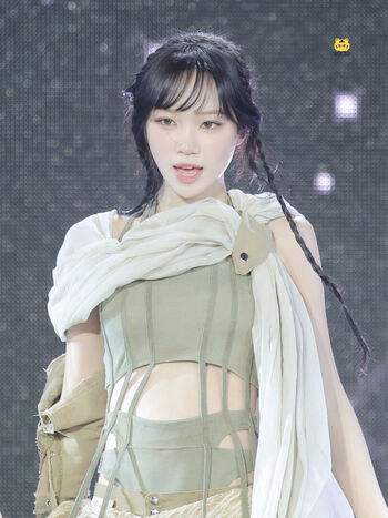 Kim chaewon  page leaked private photo uncensored HD quality
