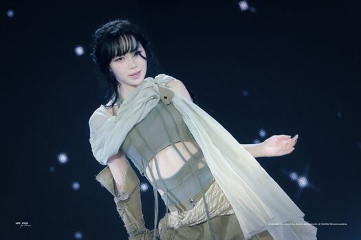 Kim chaewon  page leaked private photo uncensored HD quality