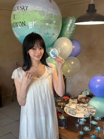 Kim chaewon  page leaked private photo uncensored HD quality