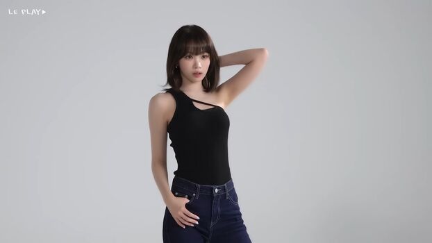 Kim chaewon  page leaked private photo uncensored HD quality