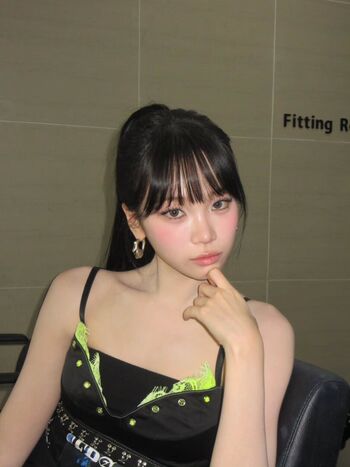 Kim chaewon  page leaked private photo uncensored HD quality