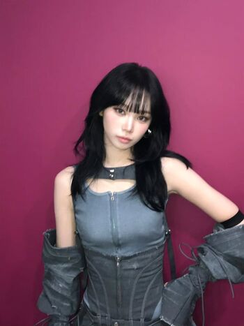 Kim chaewon  page leaked private photo uncensored HD quality