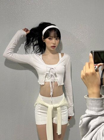 Kim chaewon  page leaked private photo uncensored HD quality