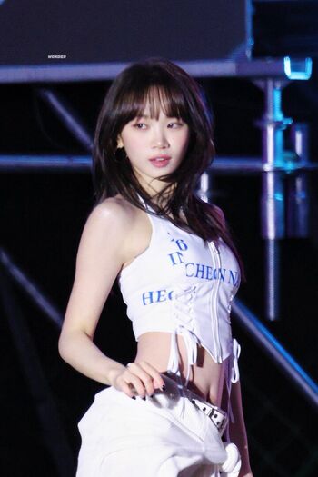 Kim chaewon  page leaked private photo uncensored HD quality