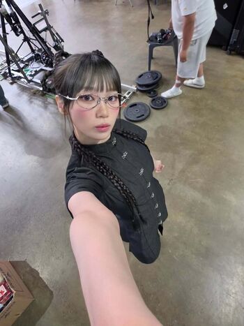 Kim chaewon  page leaked private photo uncensored HD quality