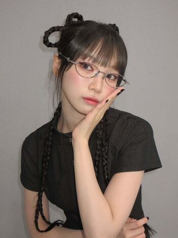 Kim chaewon  page leaked private photo uncensored HD quality