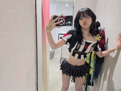 Kim chaewon leaked private photo uncensored HD quality