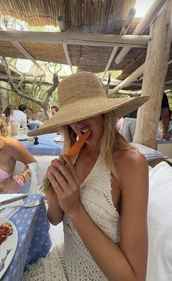Klarahellqvistt page leaked private photo uncensored HD quality