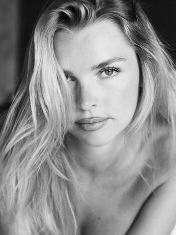 Klarahellqvistt page leaked private photo uncensored HD quality