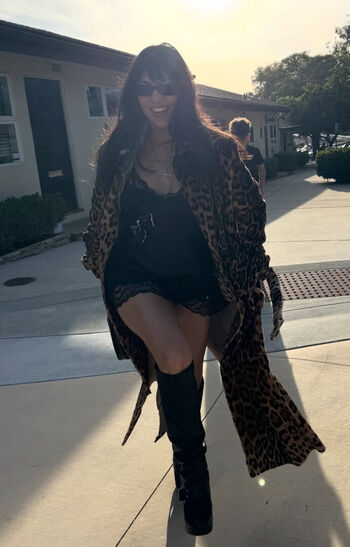 Kourtney kardashian page leaked private photo uncensored HD quality