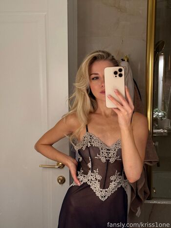 Krissone page leaked private photo uncensored HD quality
