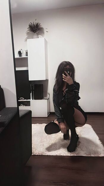 Kristicks leaked private photo uncensored HD quality