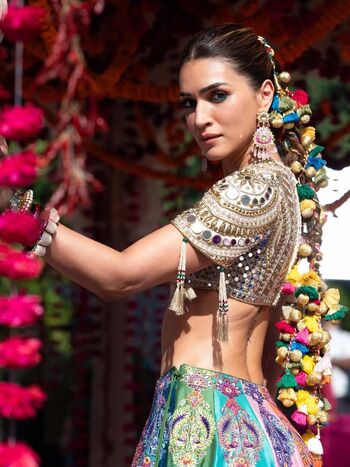 Kriti sanon leaked private photo uncensored HD quality