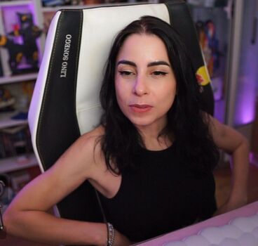 Kurolily leaked private photo uncensored HD quality