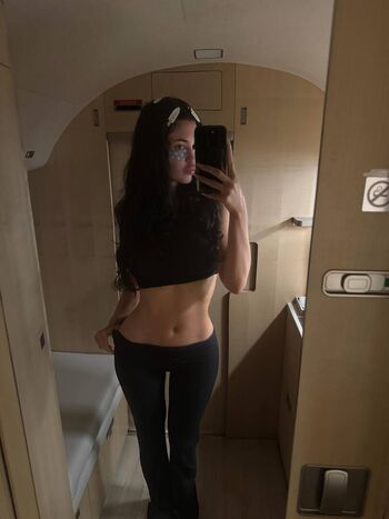 Kylie jenner  page leaked private photo uncensored HD quality