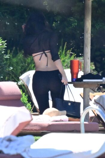 Kylie jenner  page leaked private photo uncensored HD quality