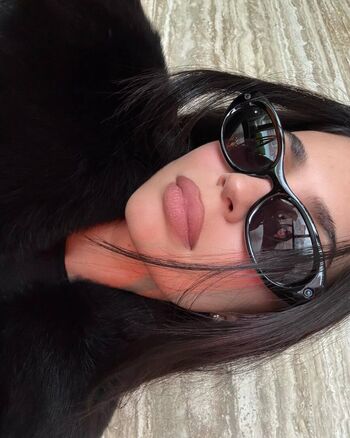 Kylie jenner  page leaked private photo uncensored HD quality