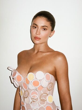 Kylie jenner  page leaked private photo uncensored HD quality
