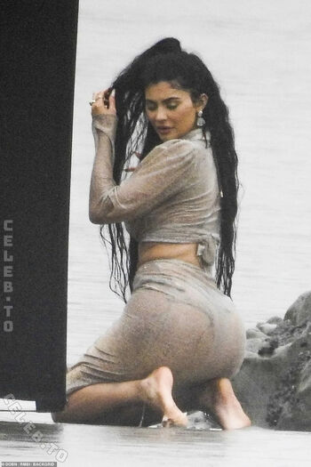 Kylie jenner  page leaked private photo uncensored HD quality