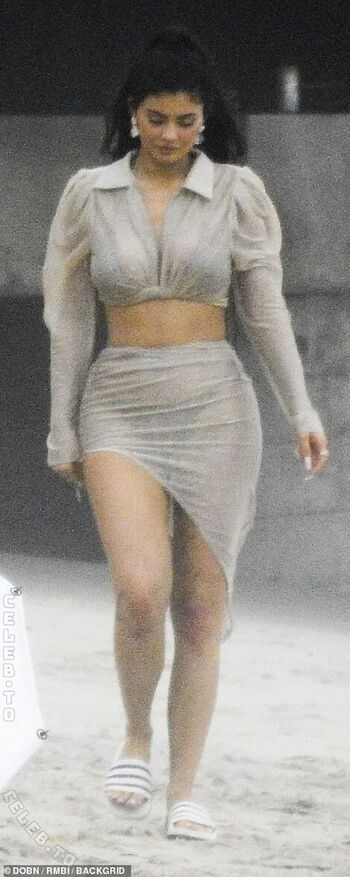 Kylie jenner  page leaked private photo uncensored HD quality