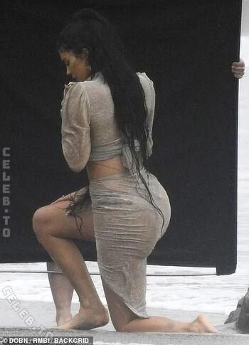 Kylie jenner  page leaked private photo uncensored HD quality