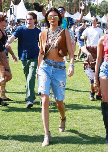 Kylie jenner  page leaked private photo uncensored HD quality