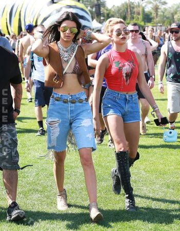 Kylie jenner  page leaked private photo uncensored HD quality