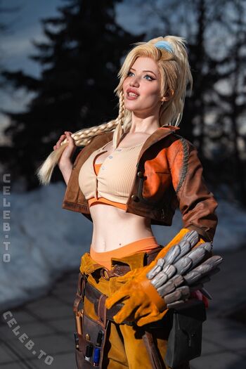 Lada lyumos  page leaked private photo uncensored HD quality