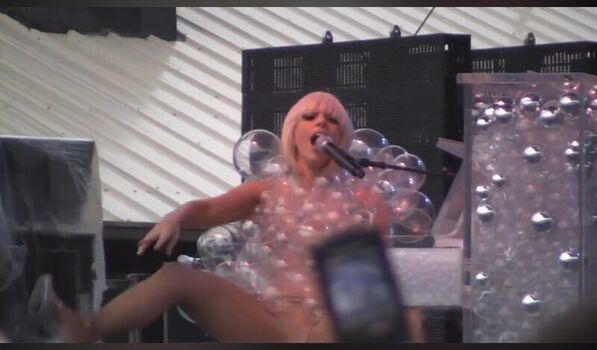 Lady gaga page leaked private photo uncensored HD quality