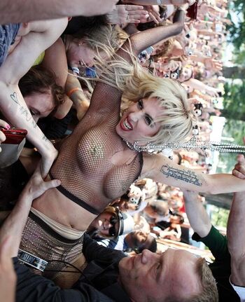 Lady gaga page leaked private photo uncensored HD quality